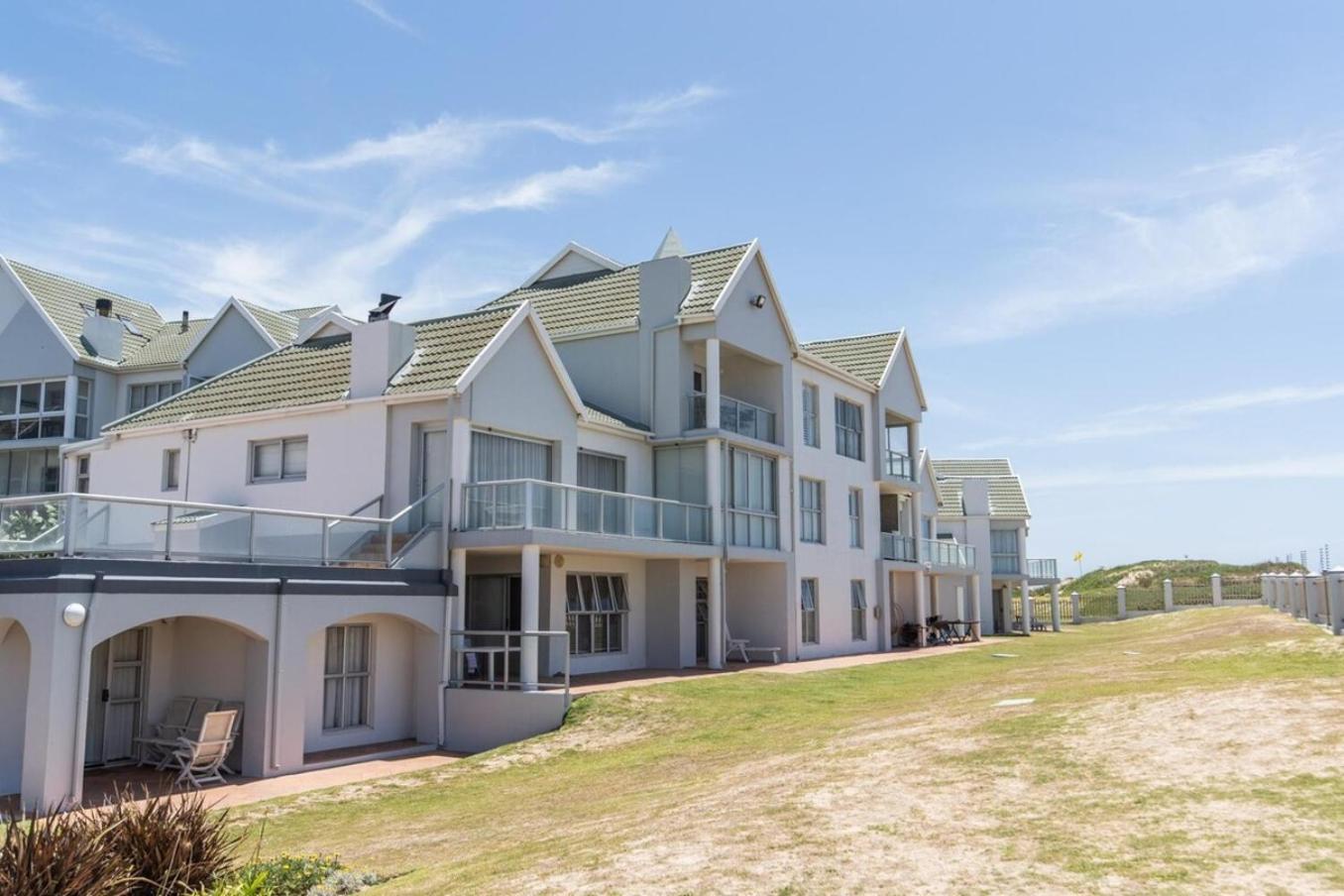 Luxury On The Beach Port Elizabeth Exterior photo