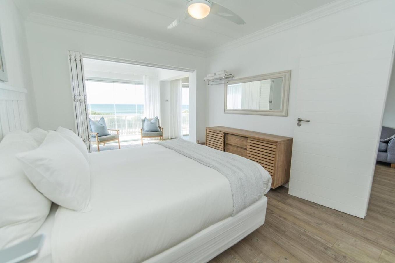 Luxury On The Beach Port Elizabeth Exterior photo