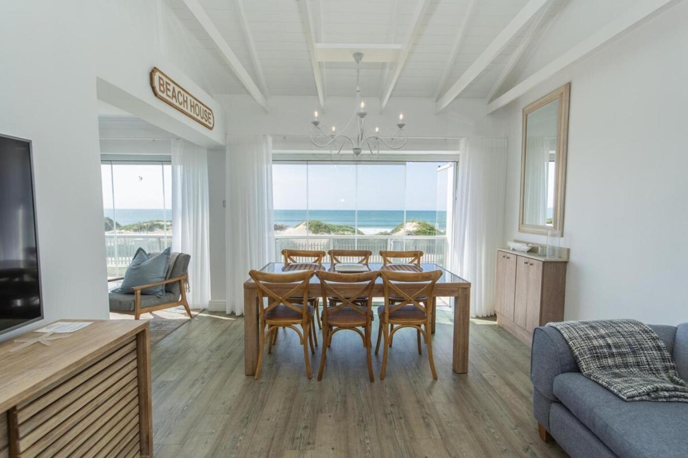 Luxury On The Beach Port Elizabeth Exterior photo